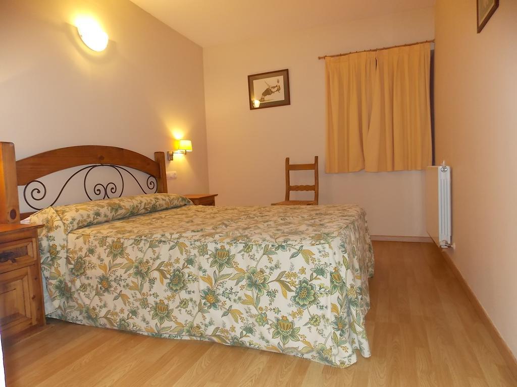 Apartamentos Fidalgo Sandiniés الغرفة الصورة
